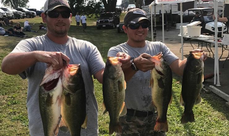 Students at summer fishing event